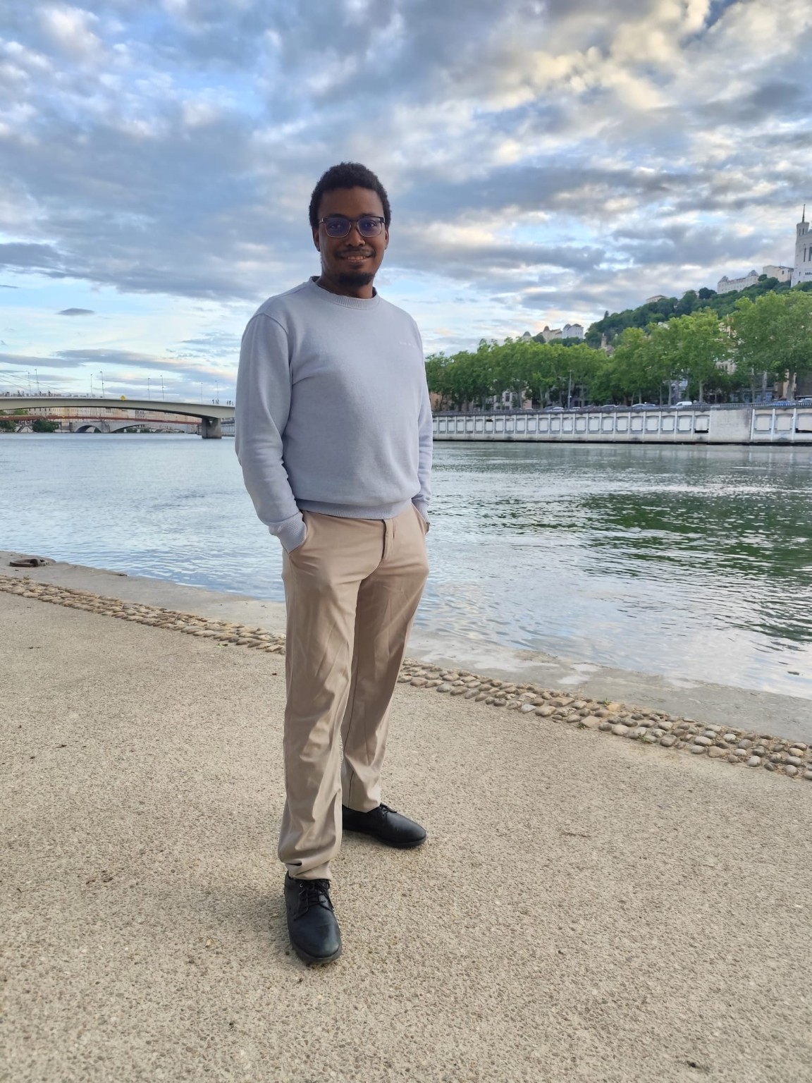 Anassi, professeur de danse à Lyon